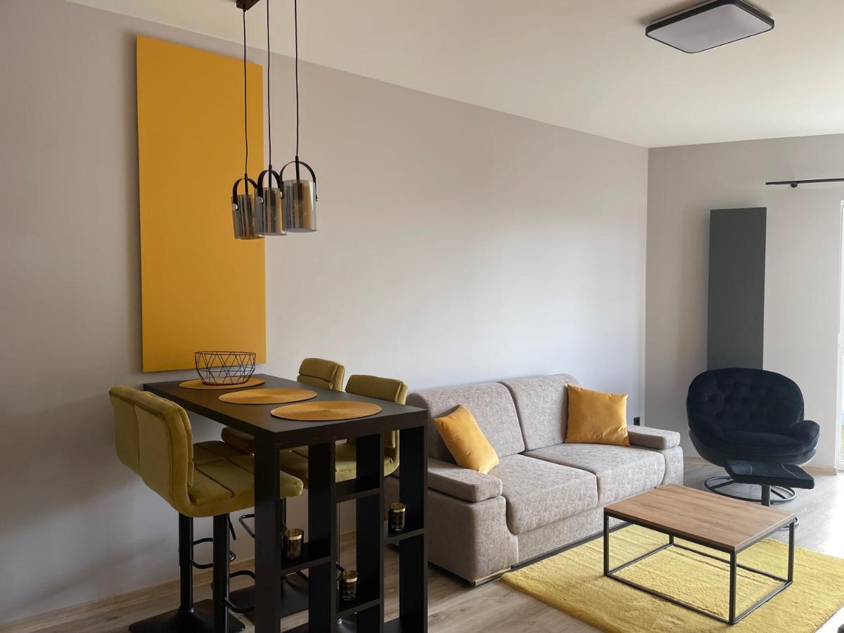 Apartament Elegance Yellow W Let'S Sea Basen&Spa กาสกี ภายนอก รูปภาพ