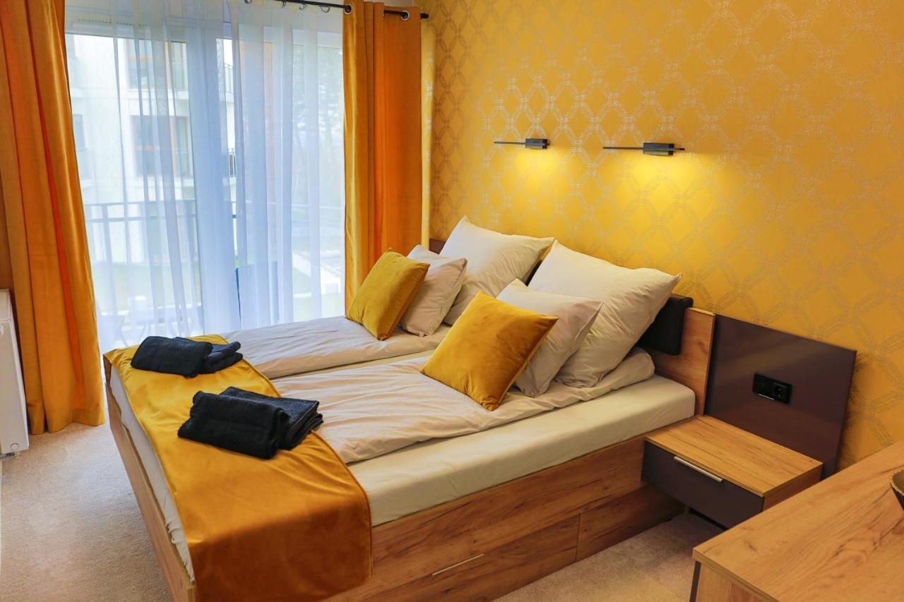 Apartament Elegance Yellow W Let'S Sea Basen&Spa กาสกี ภายนอก รูปภาพ